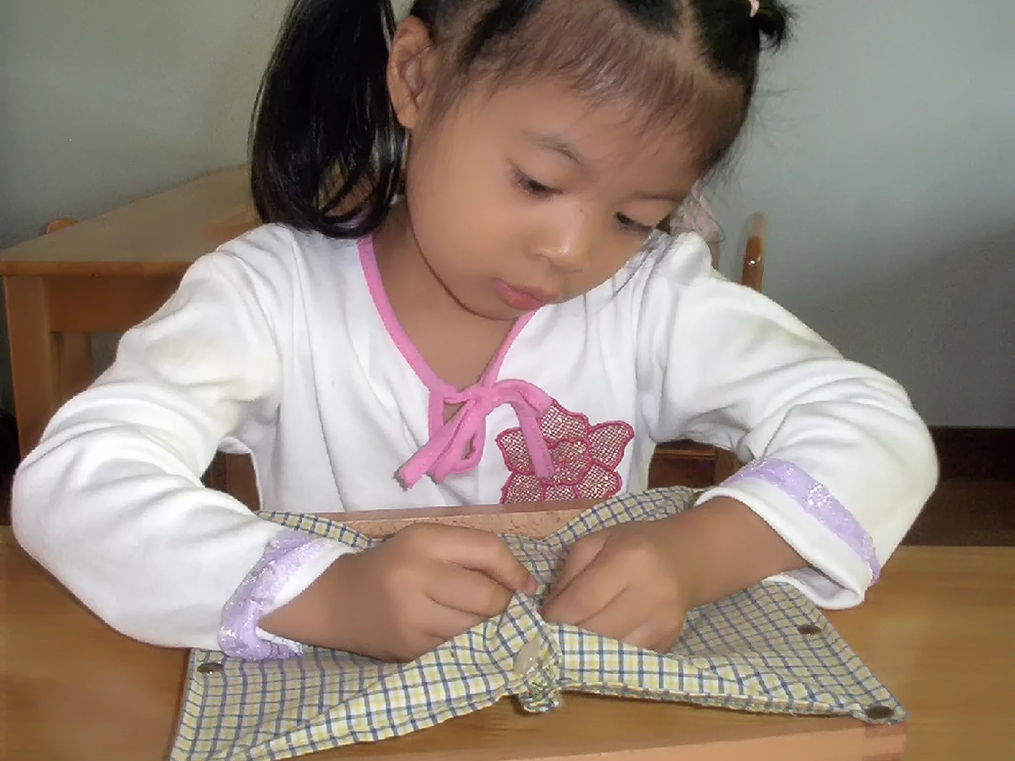 Montessori-China-1_2048